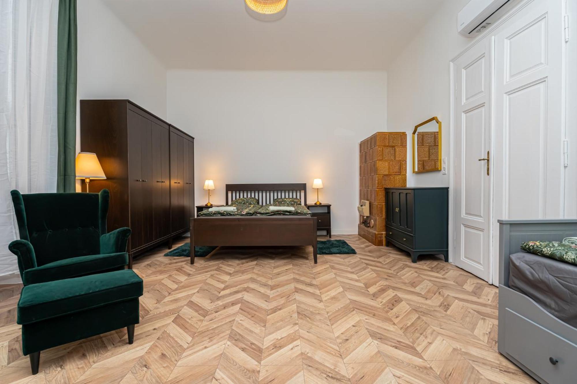 Gozsdu Court Pollack Apartament *